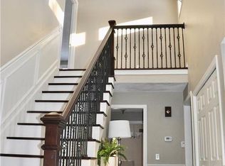 10 Wingate Rd, Lincoln, RI 02865