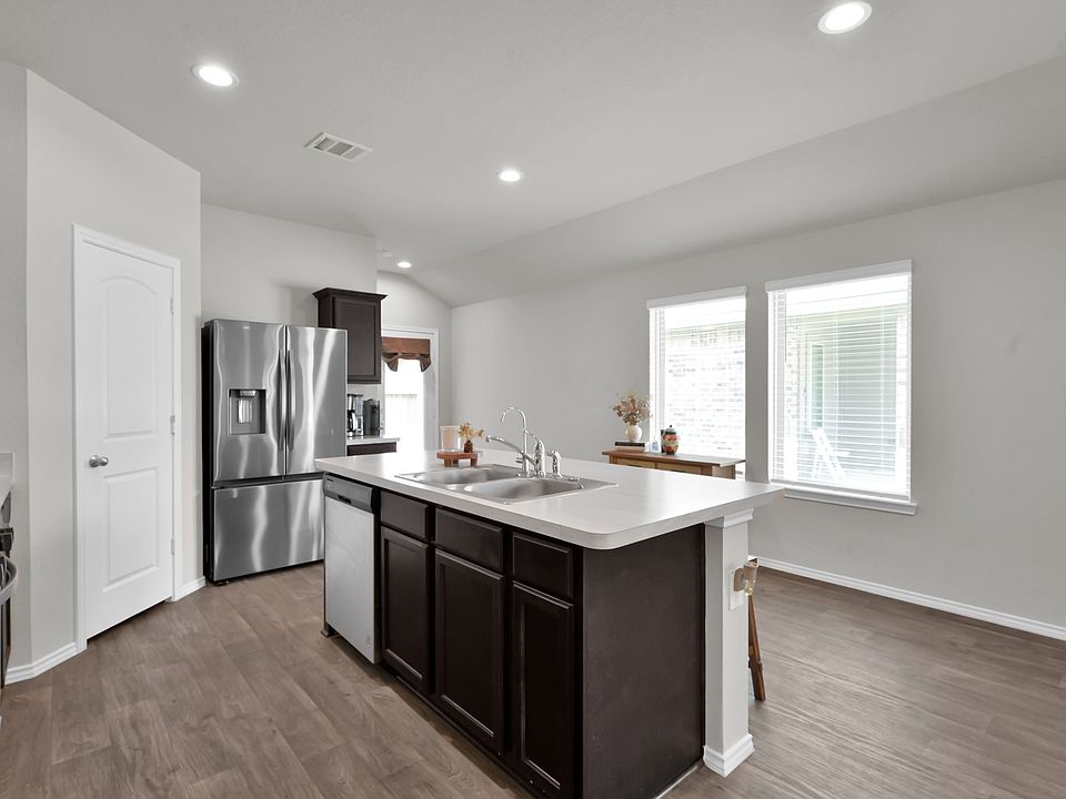 1st image of 13916 Great Pines Ct #13916