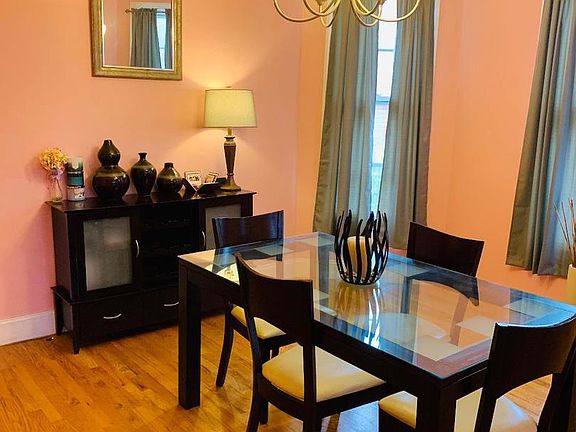 5th image of 209 N Mayfield Ave #1