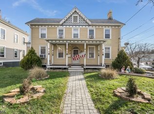 49-51 W Main St, Clinton, NJ 08809