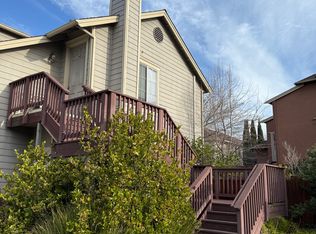 1340 Gordon Ln, Santa Rosa, CA 95404