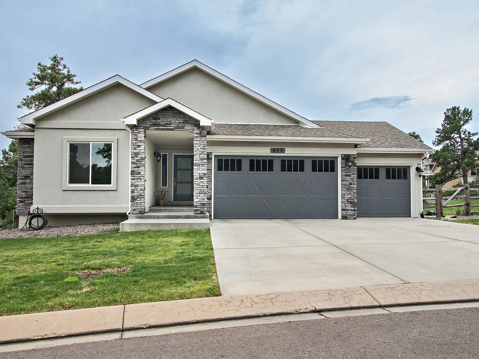 5 bed, 3176 sqft, $3,800 — Photo 1