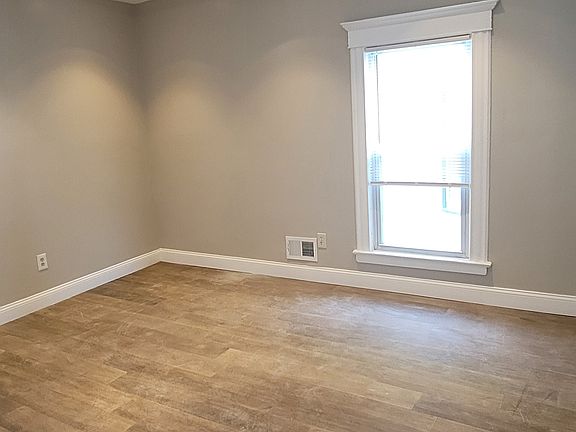 5th image of 16 Ayer Pl Floor 2