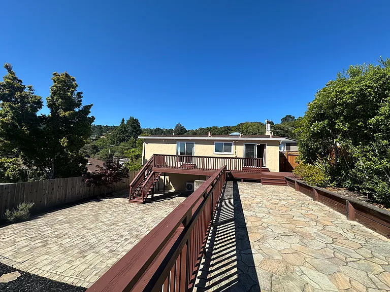2350 Rosewood Dr — Photo 30