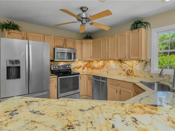 538 Leawood CIR, NAPLES, FL 34104