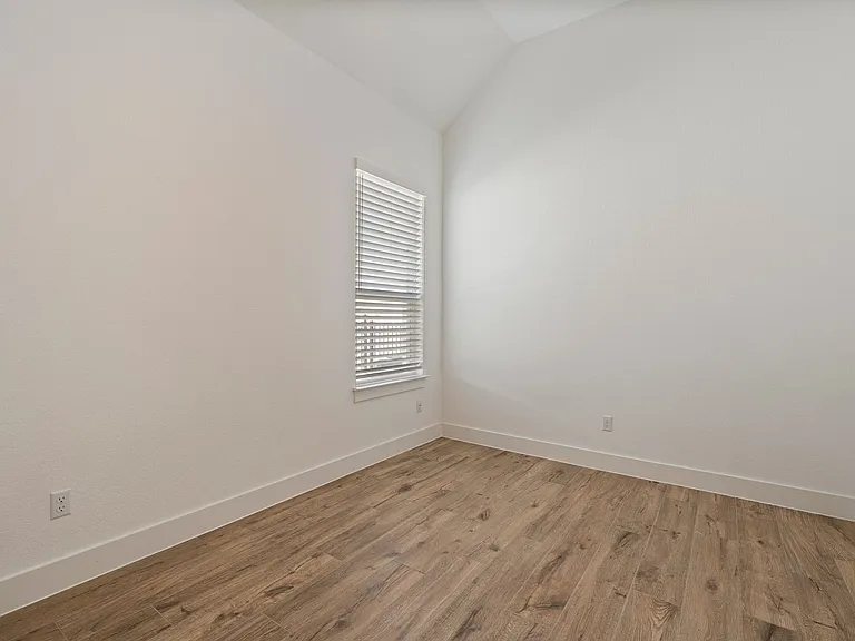 121 Running Bird Rd — Photo 23