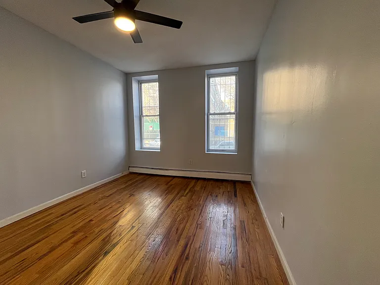 780 Halsey St #1 — Photo 7