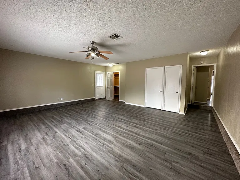 621 Lotus Ave — Photo 7