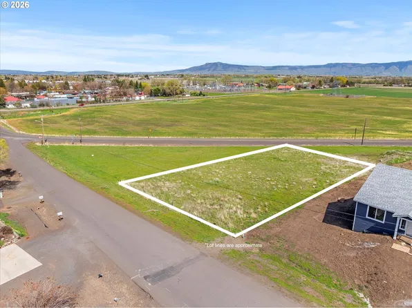 309 S 20th St, La Grande, OR 97850
