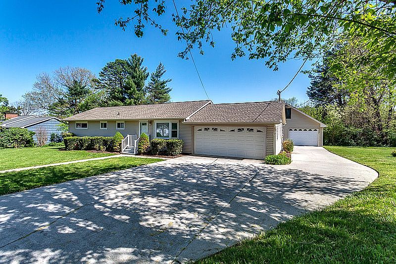 1st image of 4800 Green Meadow Ln