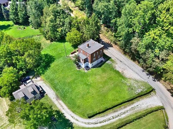 140 Smartnick Rd, Greensburg, PA 15601