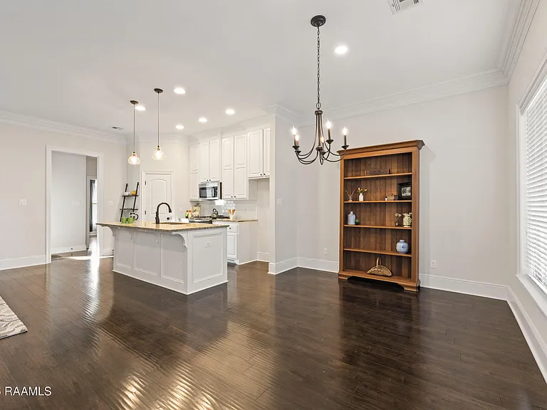 110 Olivewood Dr — Photo 15