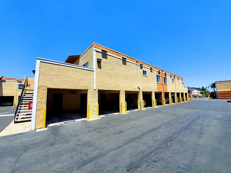 Emerald Vista — Photo 32