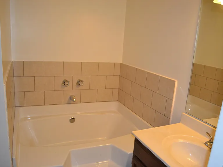 10555 Montgomery Rd #72 — Photo 15