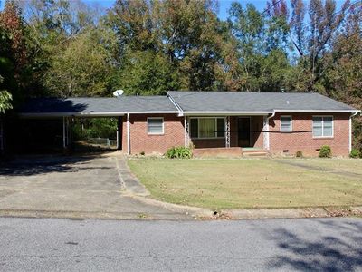 2102 Haggins St, Tuskegee Institute, AL, 36088