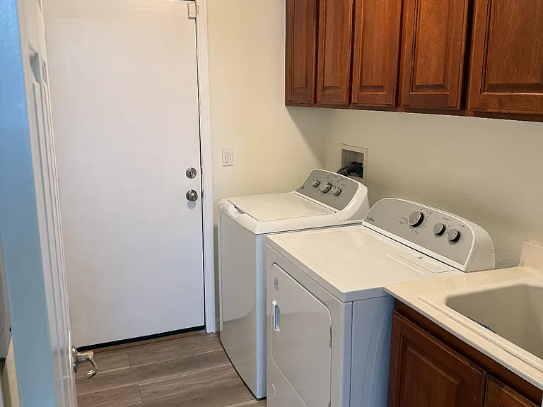 1510 Plaza Centre Dr #105 — Photo 14