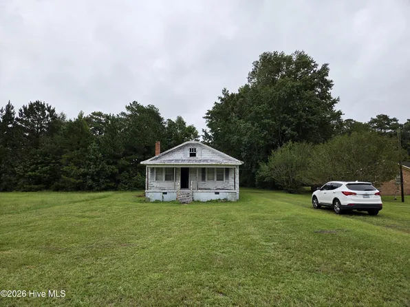 730 Temples Point Road, Havelock, NC 28532
