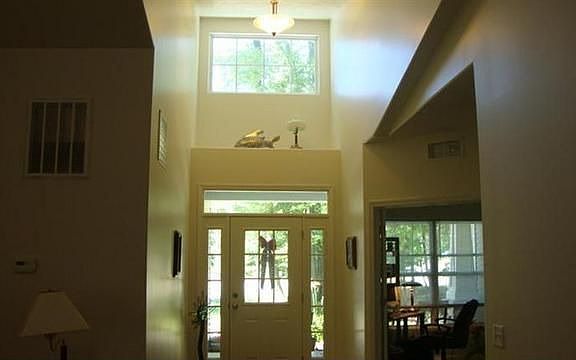 2nd image of 7107 Hilltop Dr