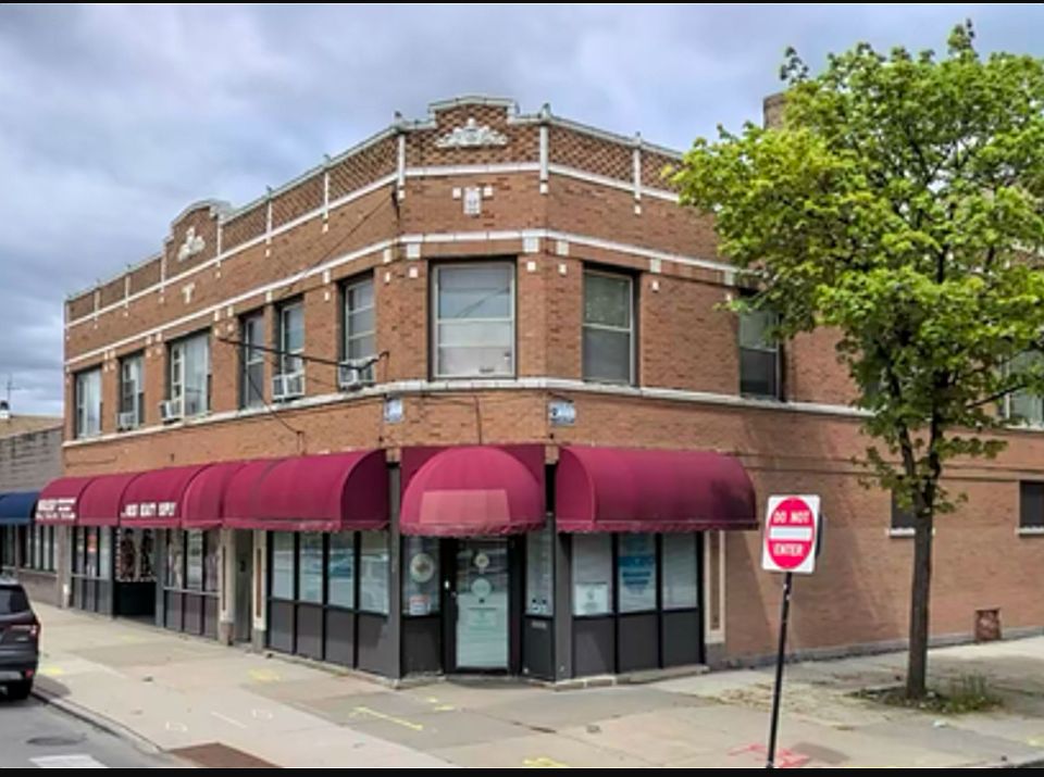 1st image of 7848 S Burnham Ave
