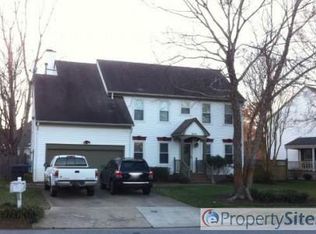 2613 Christopher Farms Dr, Virginia Beach, VA 23453