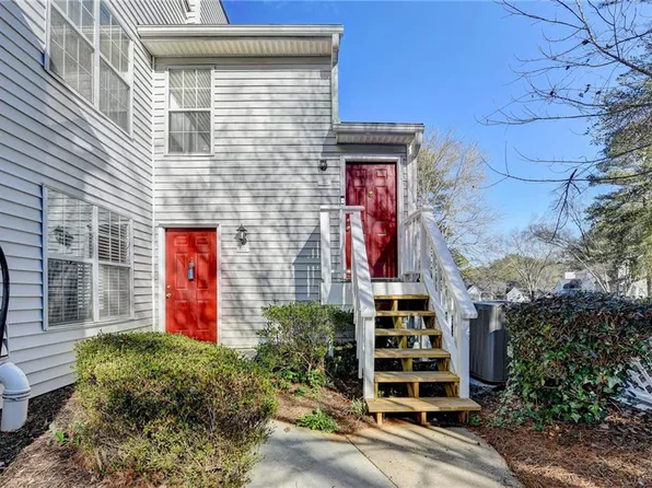 1304 Glenleaf Dr, Peachtree Corners, GA 30092