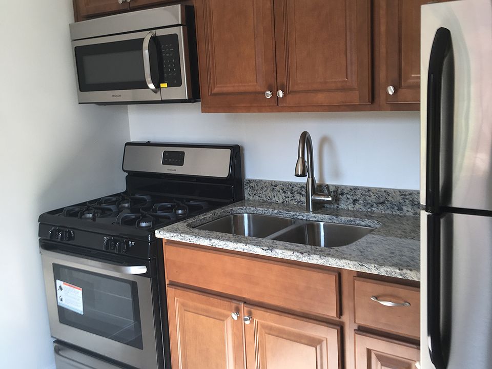2nd image of 4112 Elbertson St APT 4C