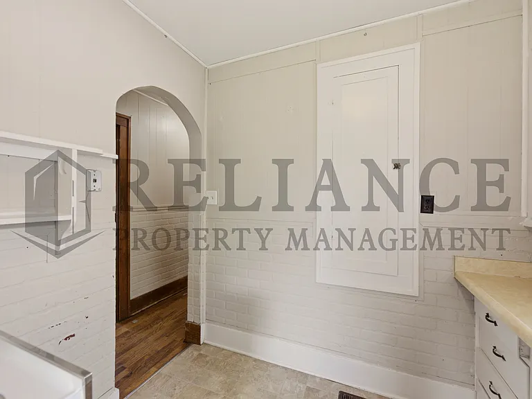 432 S Osage St — Photo 19