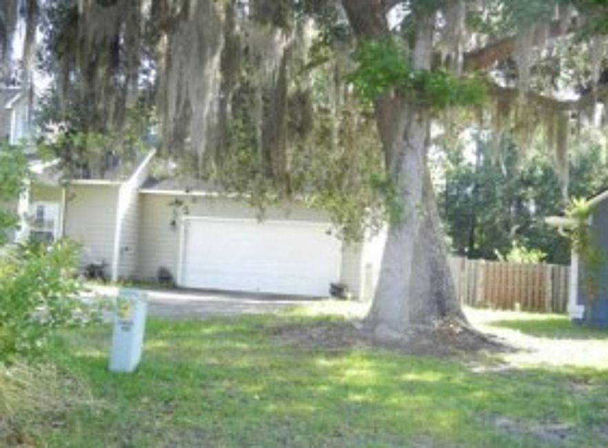 1st image of 201 Bent Tree Ct