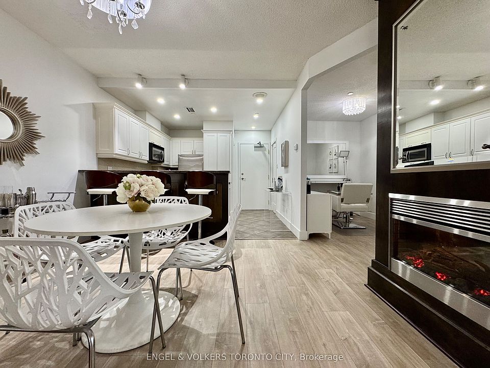1st image of 393 King St W #706