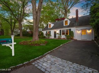 32 Halsey Dr, Old Greenwich, CT 06870