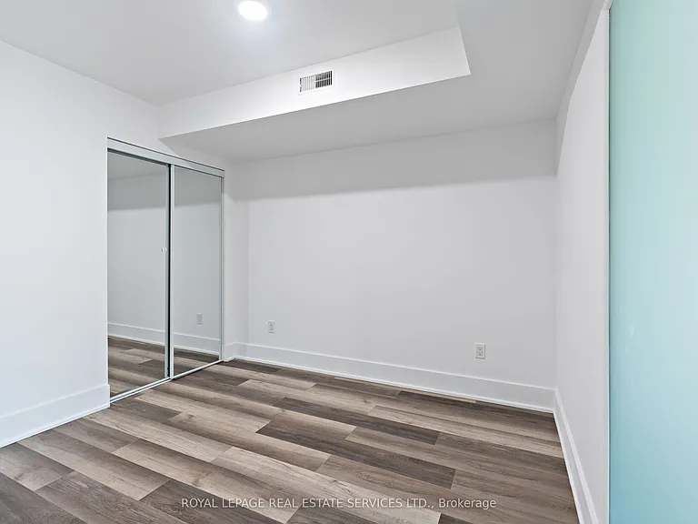 1106 Saint Clair Ave W #2B — Photo 6