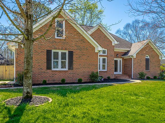 5th image of 1618 Gunston Hall Rd