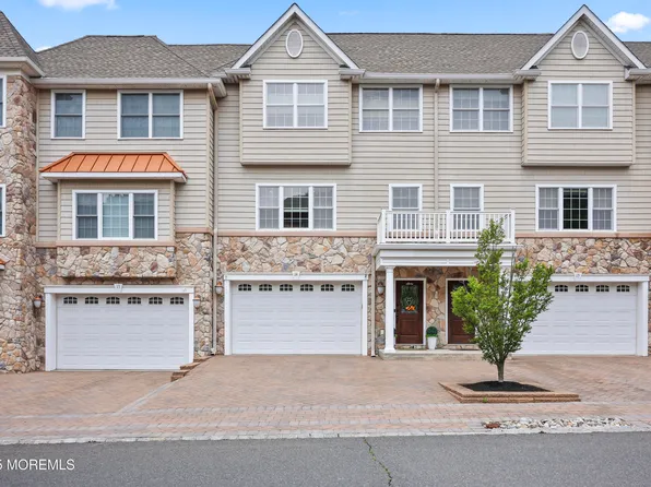 14 White Oak Lane, Aberdeen, NJ 07747