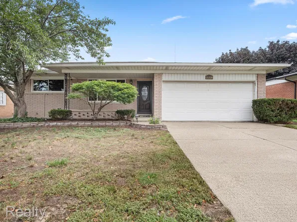 26430 Joe Dr, Warren, MI 48091