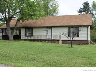 306 W Indiana Ave, Bessemer City, NC 28016