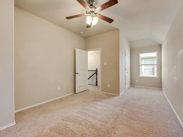 9825 Prairie Dog Ln — Photo 10