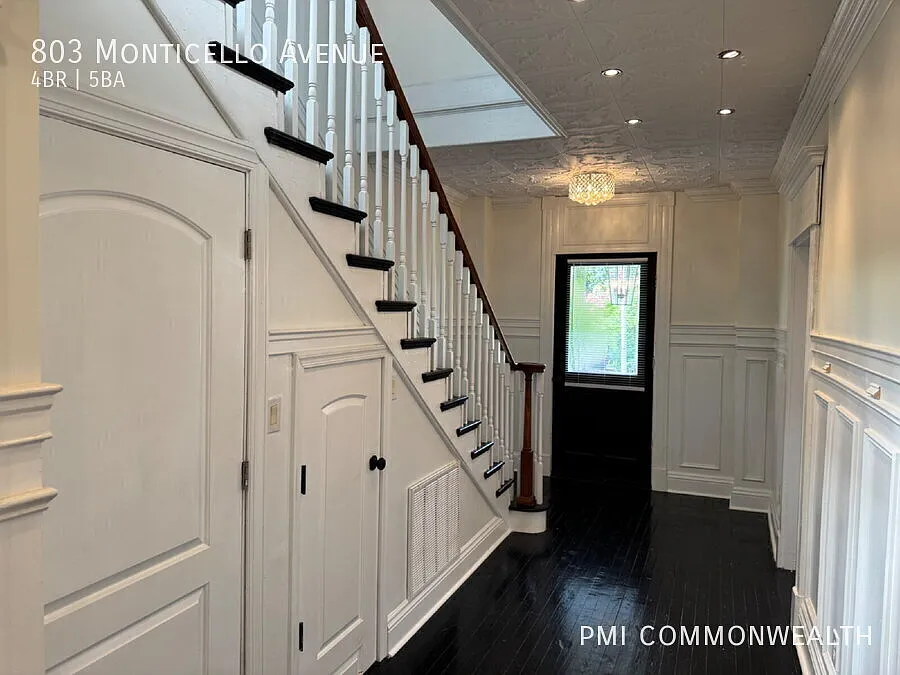 4 Bed / 4.5 Bath Single Family (Available Now) — Photo 4