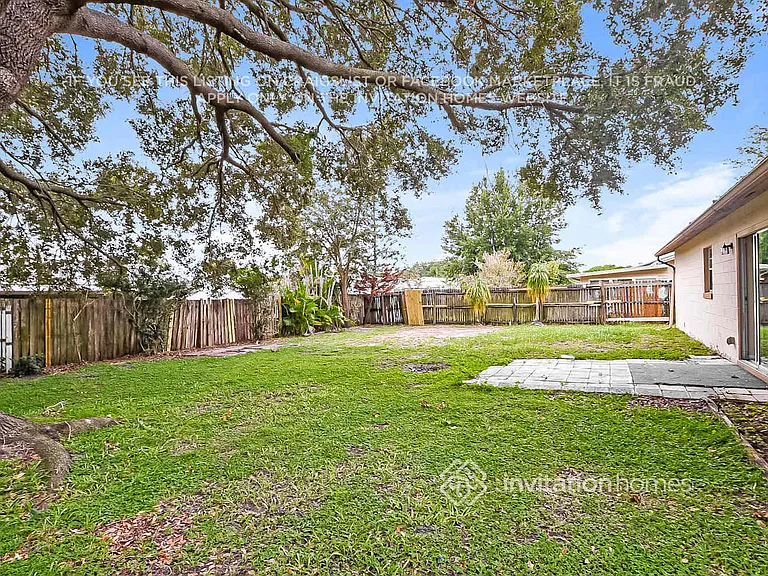 119 Oaxaca Ln — Photo 16