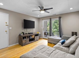 189 Littleton Rd UNIT 44, Chelmsford, MA 01824