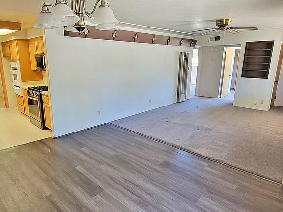 5th image of 1841 Montana Ave