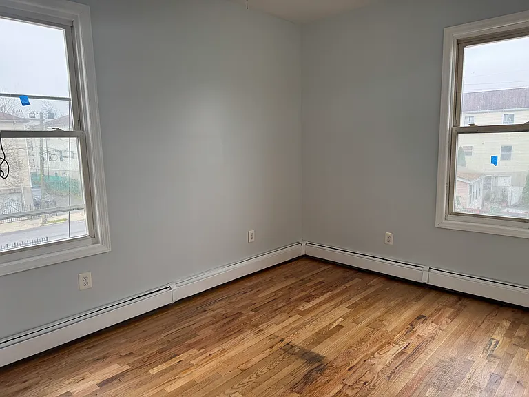 590 Hawthorne Ave #1 — Photo 13