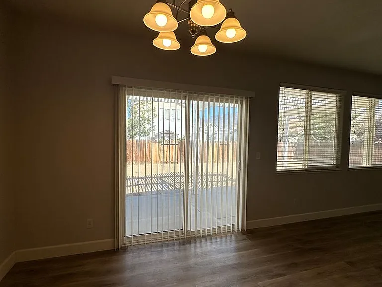 508 Vail Dr — Photo 11