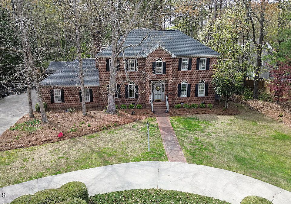 1st image of 804 Bell Drive