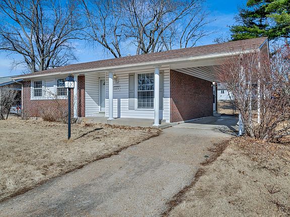 3rd image of 1449 Coachway Ln