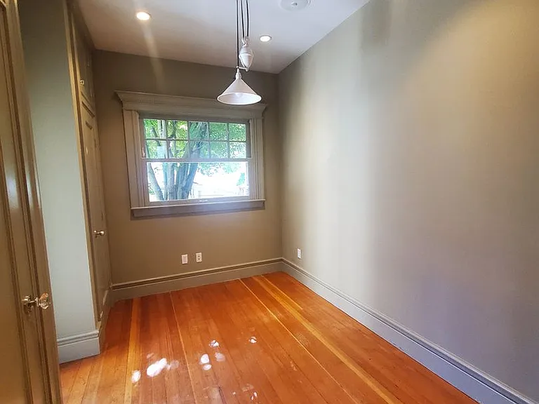 1126 Masonic Ave — Photo 11