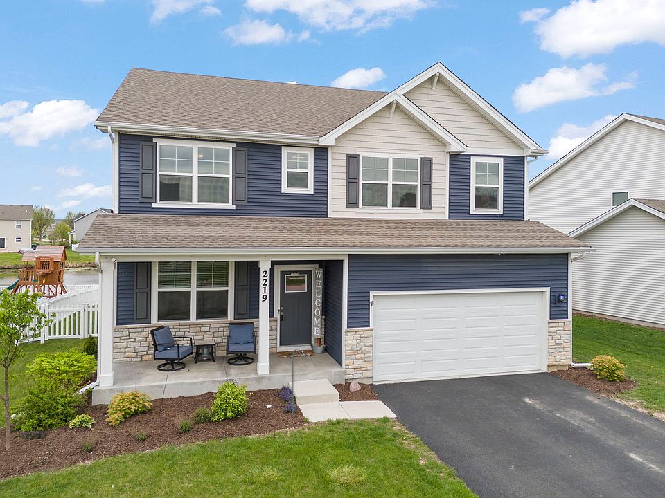 1st image of 2219 Daly Ln