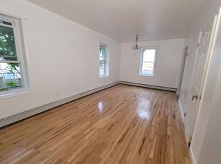 (Undisclosed Address), Rockaway Beach, NY 11693
