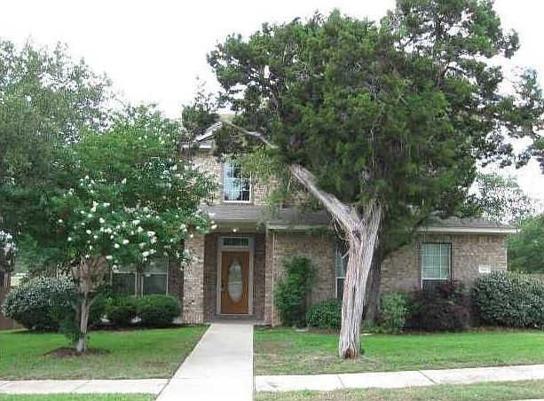 1st image of 407 Water Oak Dr