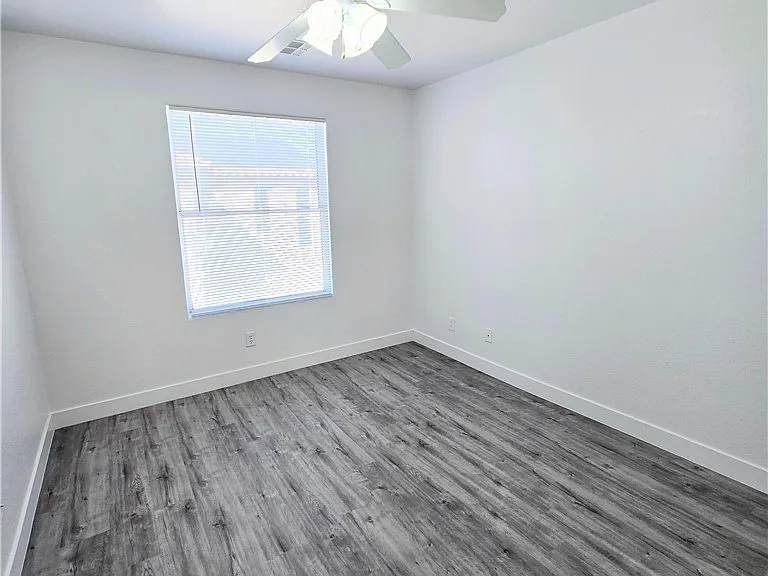 7858 Warwickshire Way — Photo 19