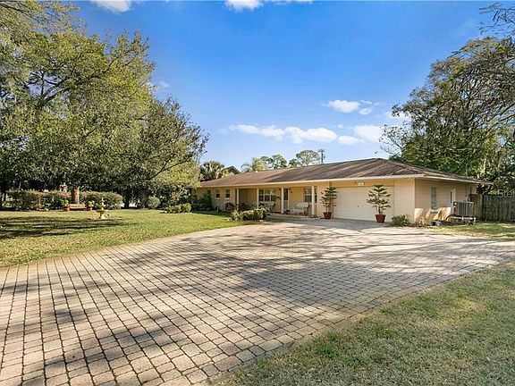 2nd image of 660 Bayou Blvd S